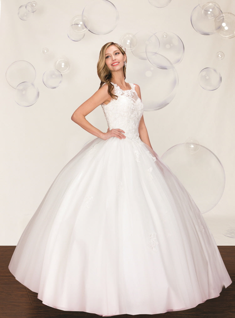 (LIVE 29) Fine gowns, 3D embroidery, weave dreamy tales.