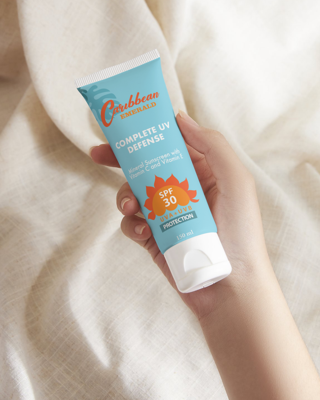 Mineral Sunscreen with Vitamin C and E SPF 30 - Reef-safe & lightweight formula