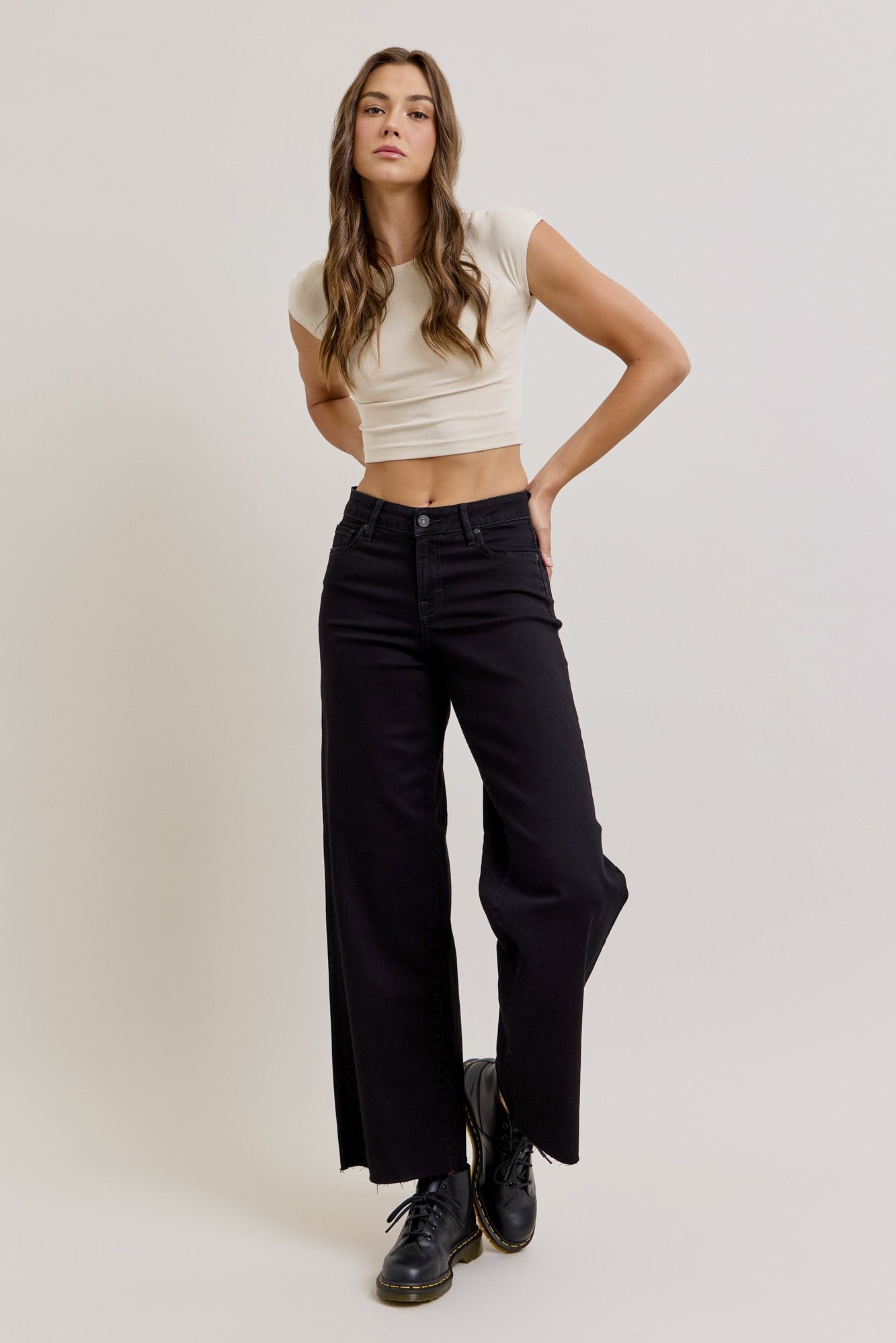 Nori Black Clean Mid Rise