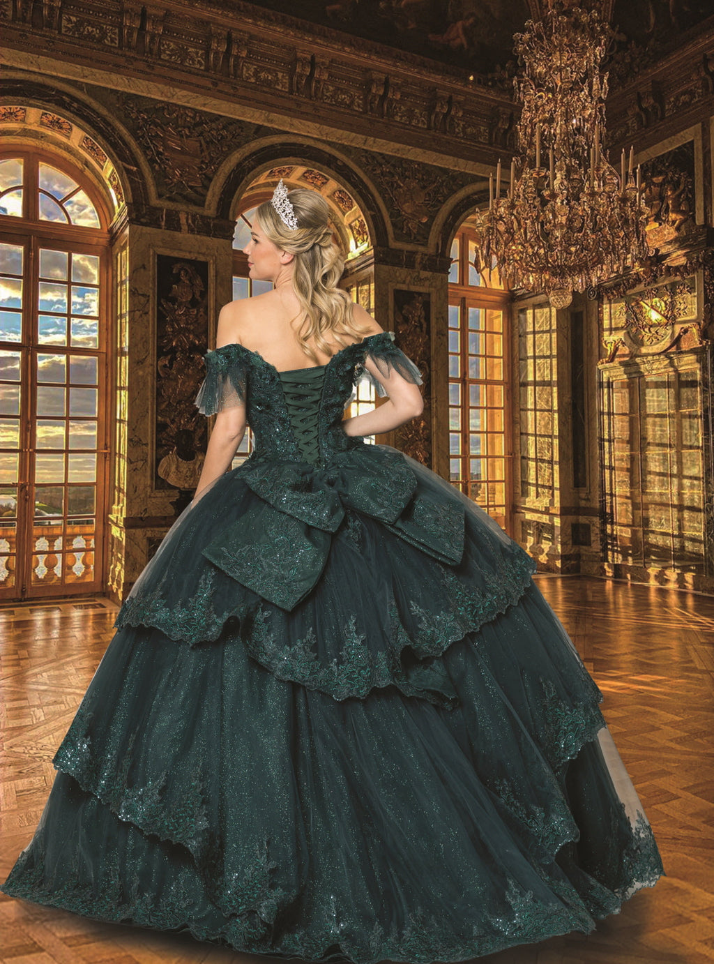 (LIVE 21) Fine gowns, 3D embroidery, weave dreamy tales.