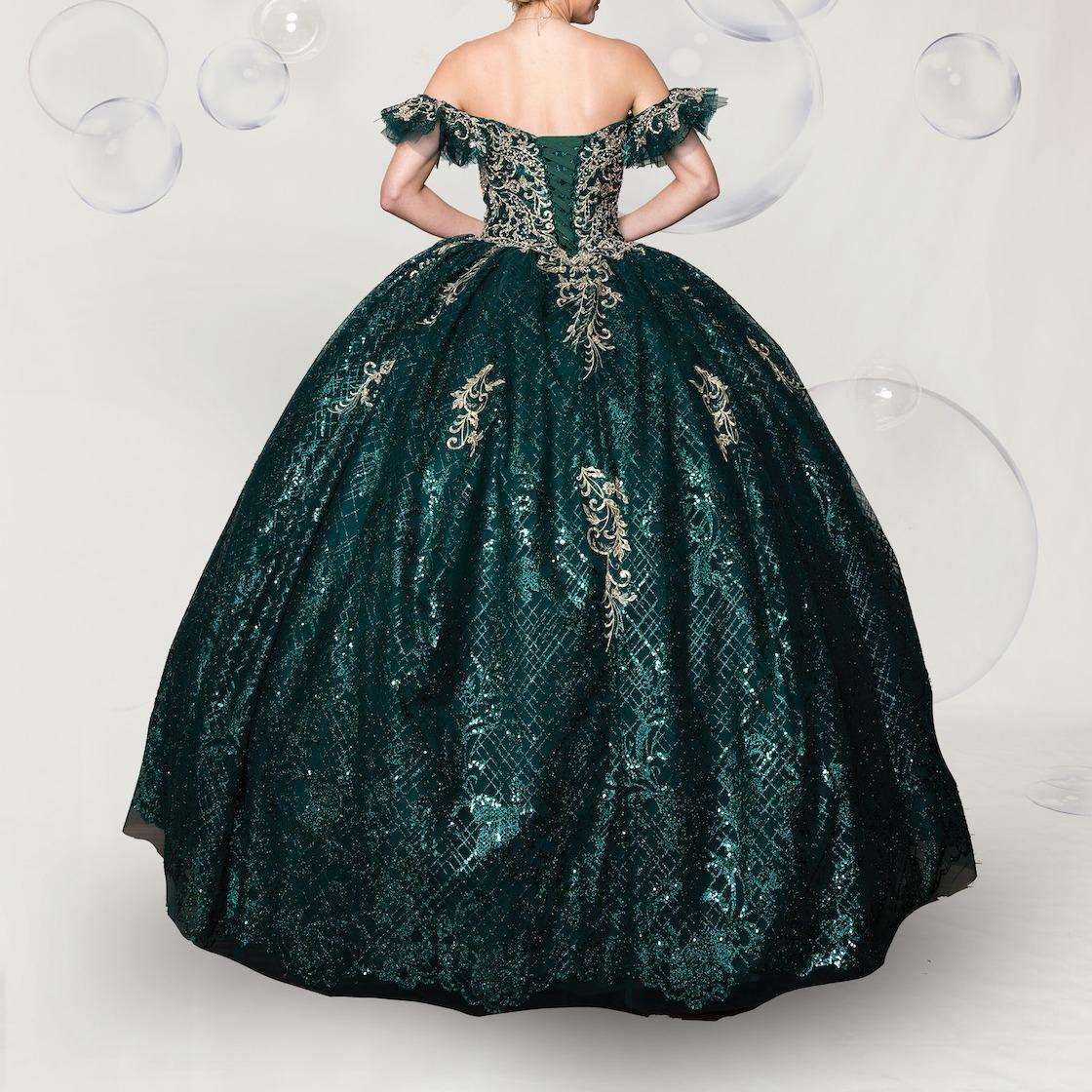 (LIVE 36) Adult gowns, tailored fit, eternal charm.