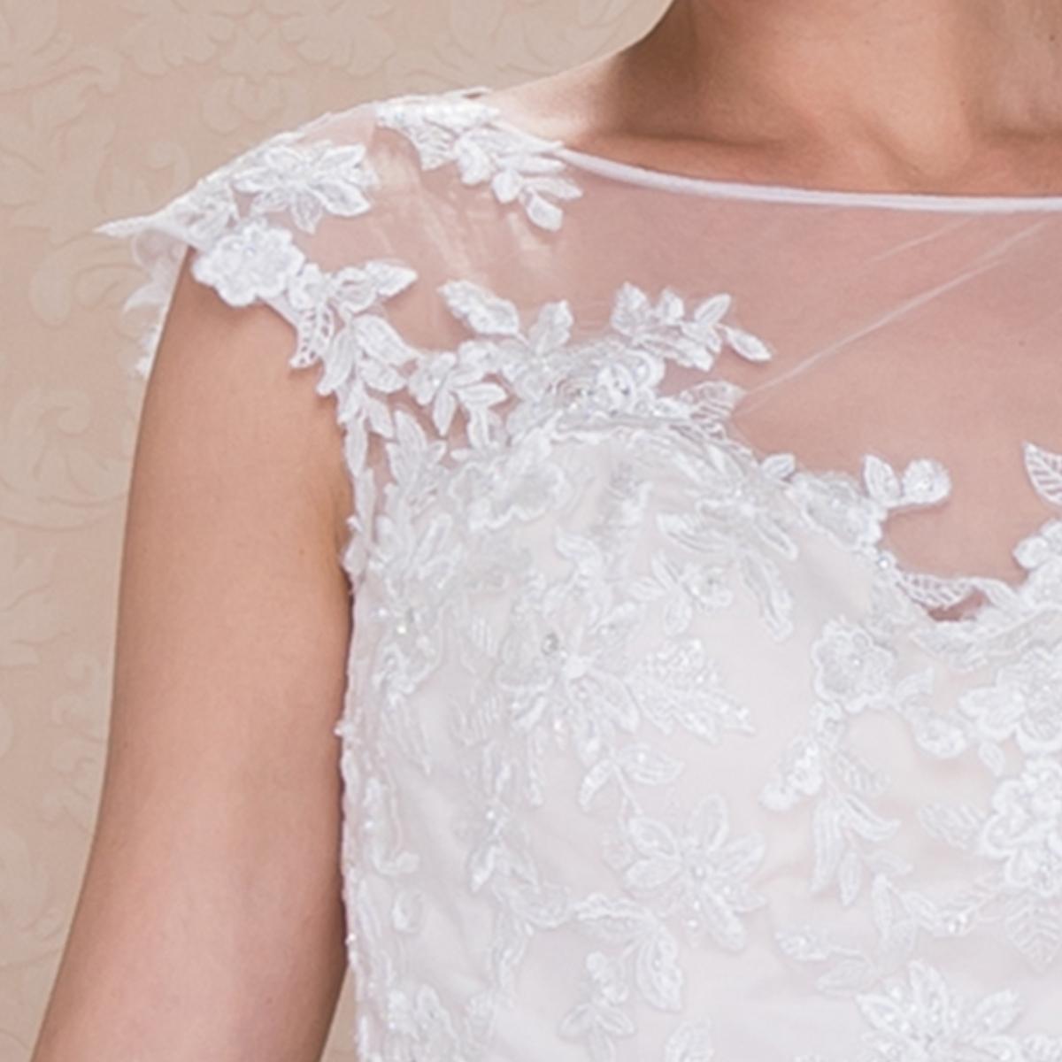 (LIVE 71) Adults in gowns, flowing skirts, confident display.