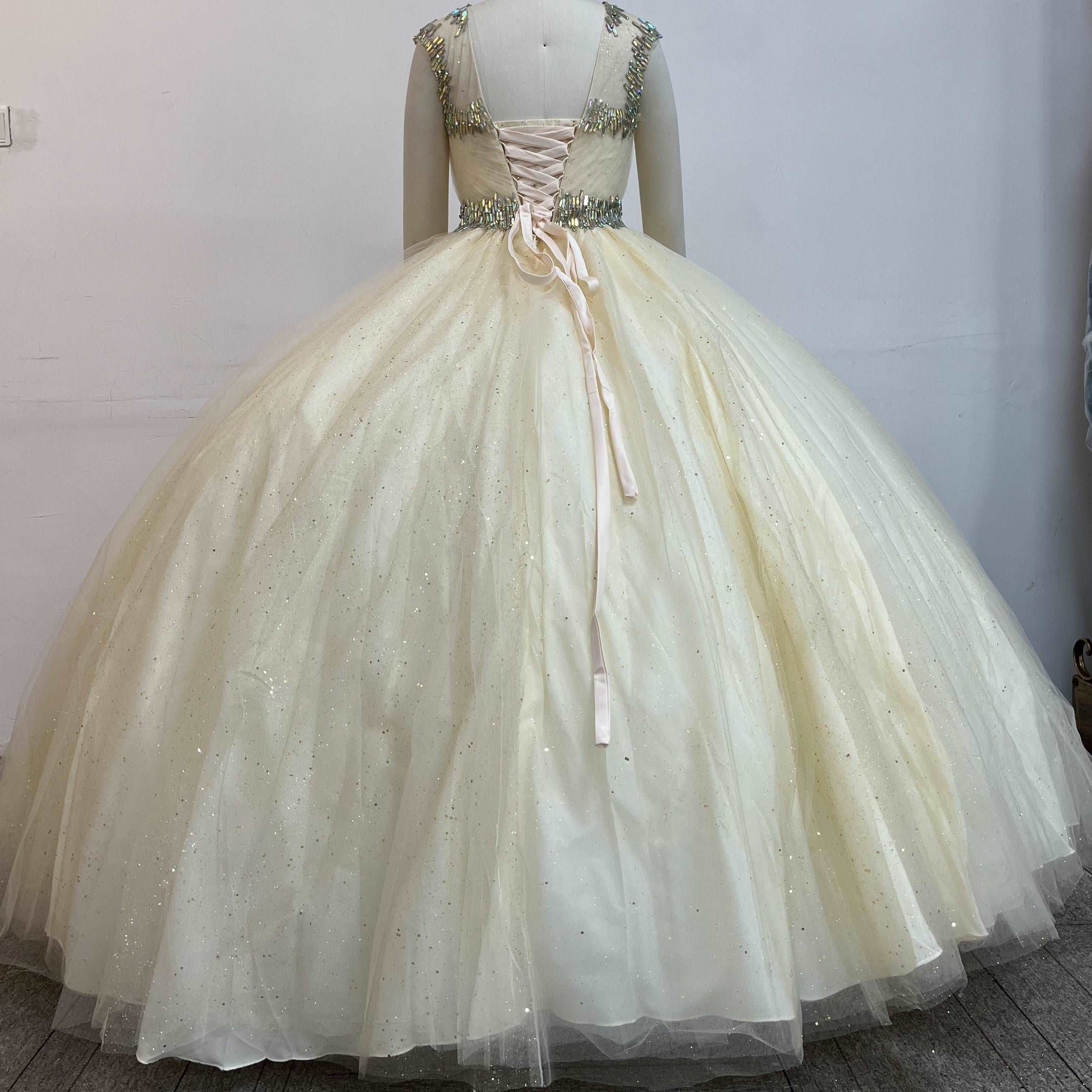 (LIVE 13) Gorgeous Short Gold Dress with Diamonds