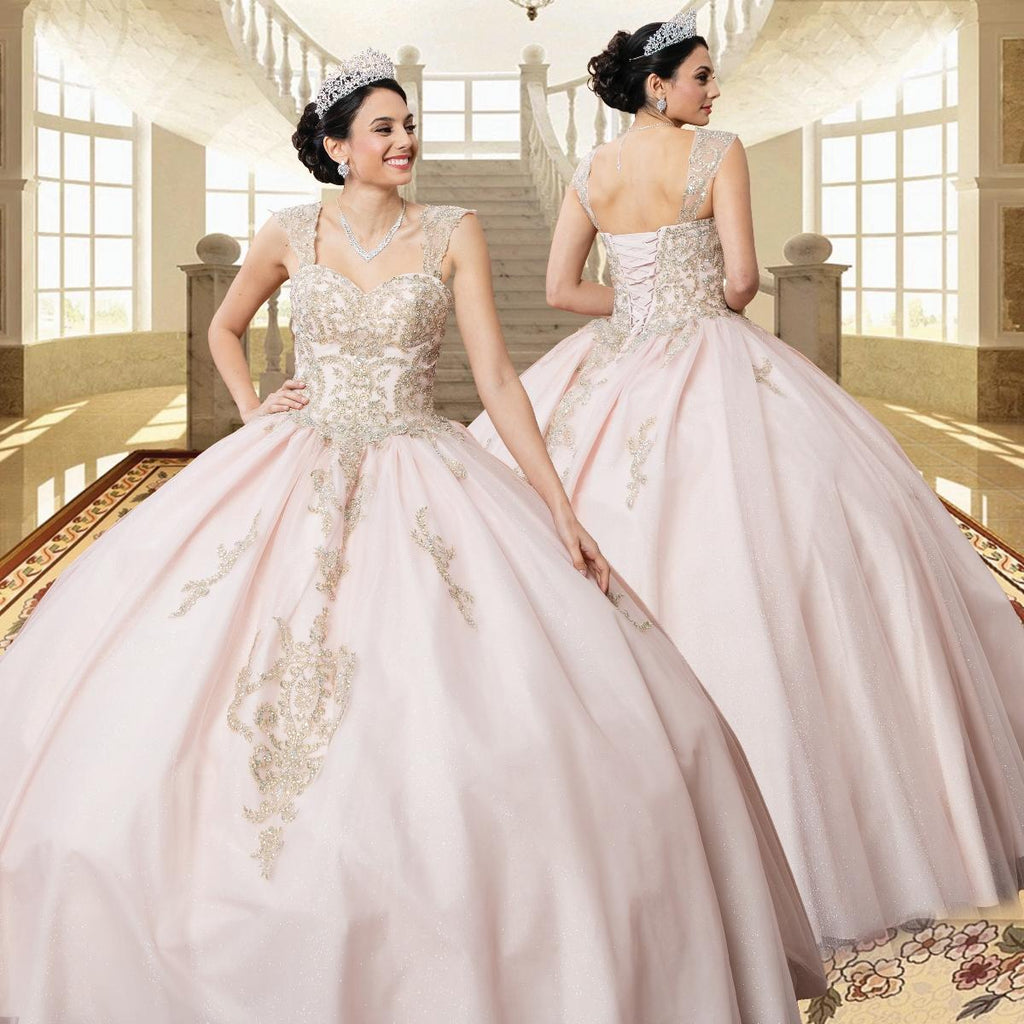 A beautiful gown, off-shoulder, reveals noble air.