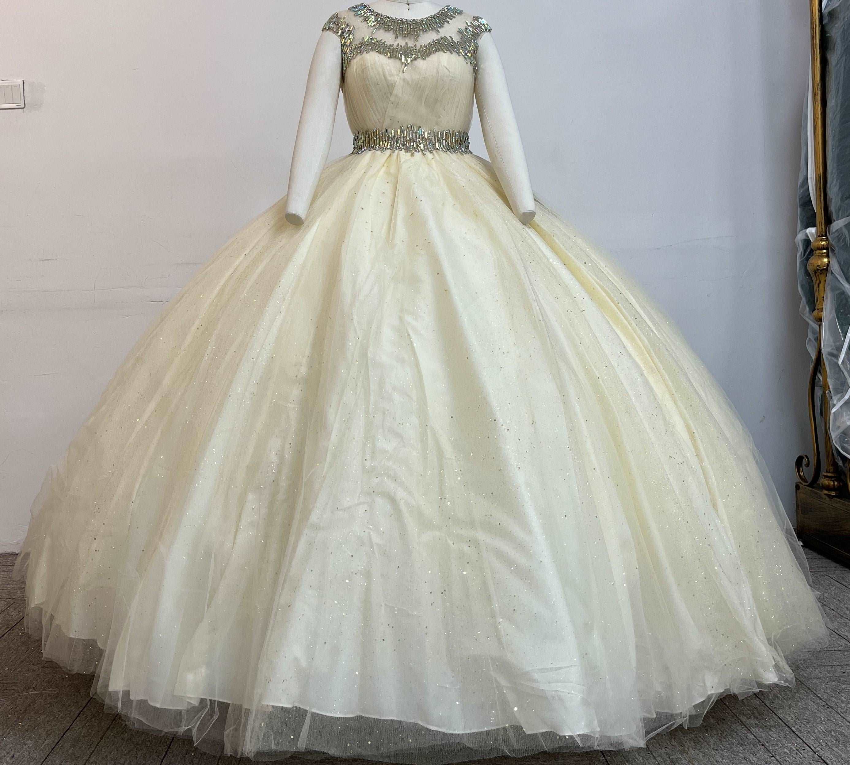 (LIVE 13) Gorgeous Short Gold Dress with Diamonds