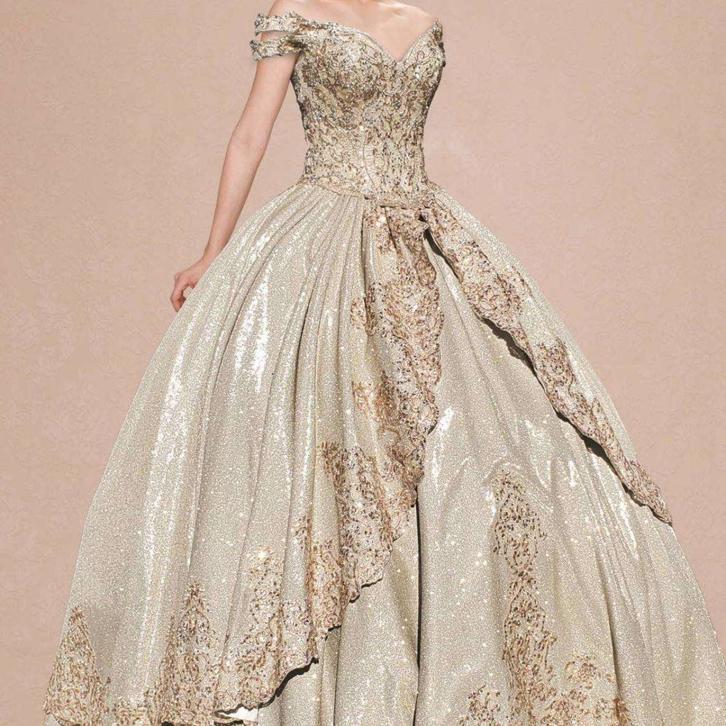 (LIVE 44) Exclusive gowns, silky luxury, stylish journey.