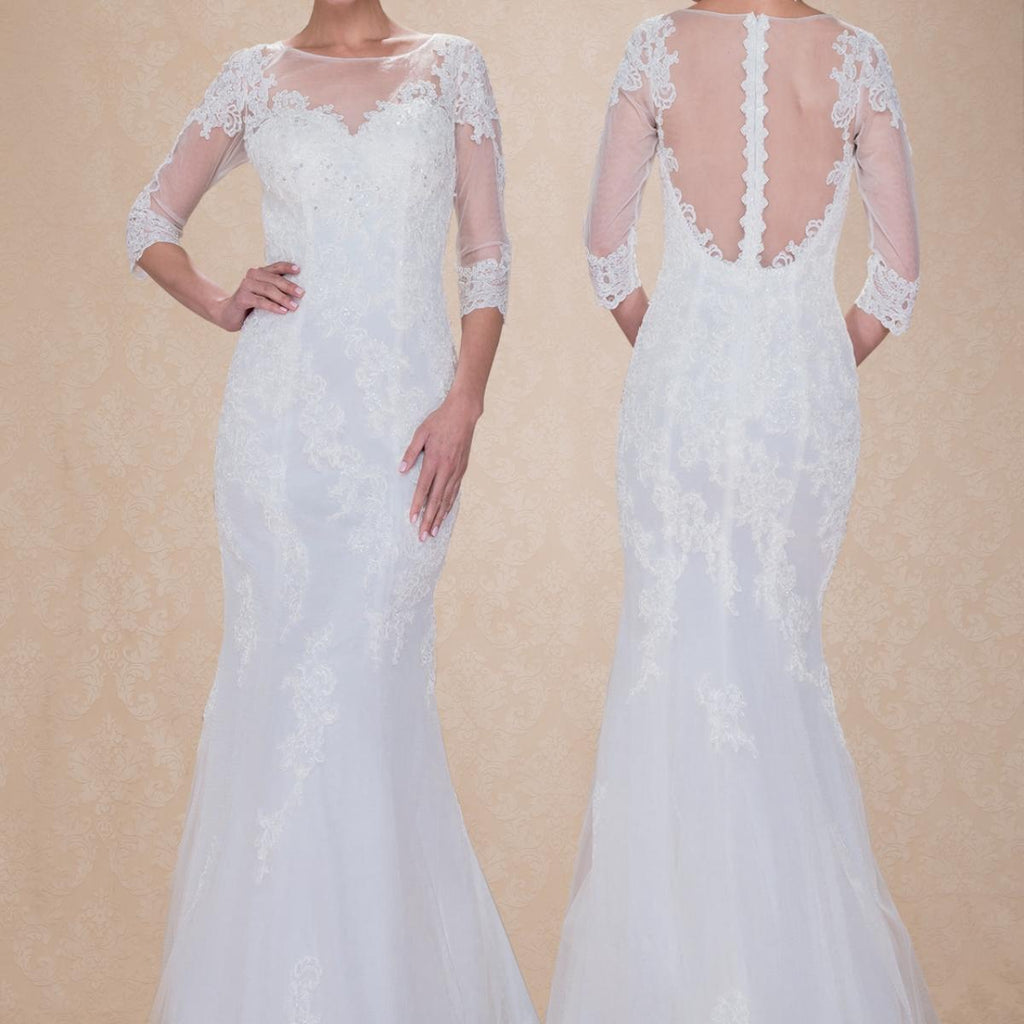 (LIVE 70) A beautiful gown, off-shoulder, reveals noble air.