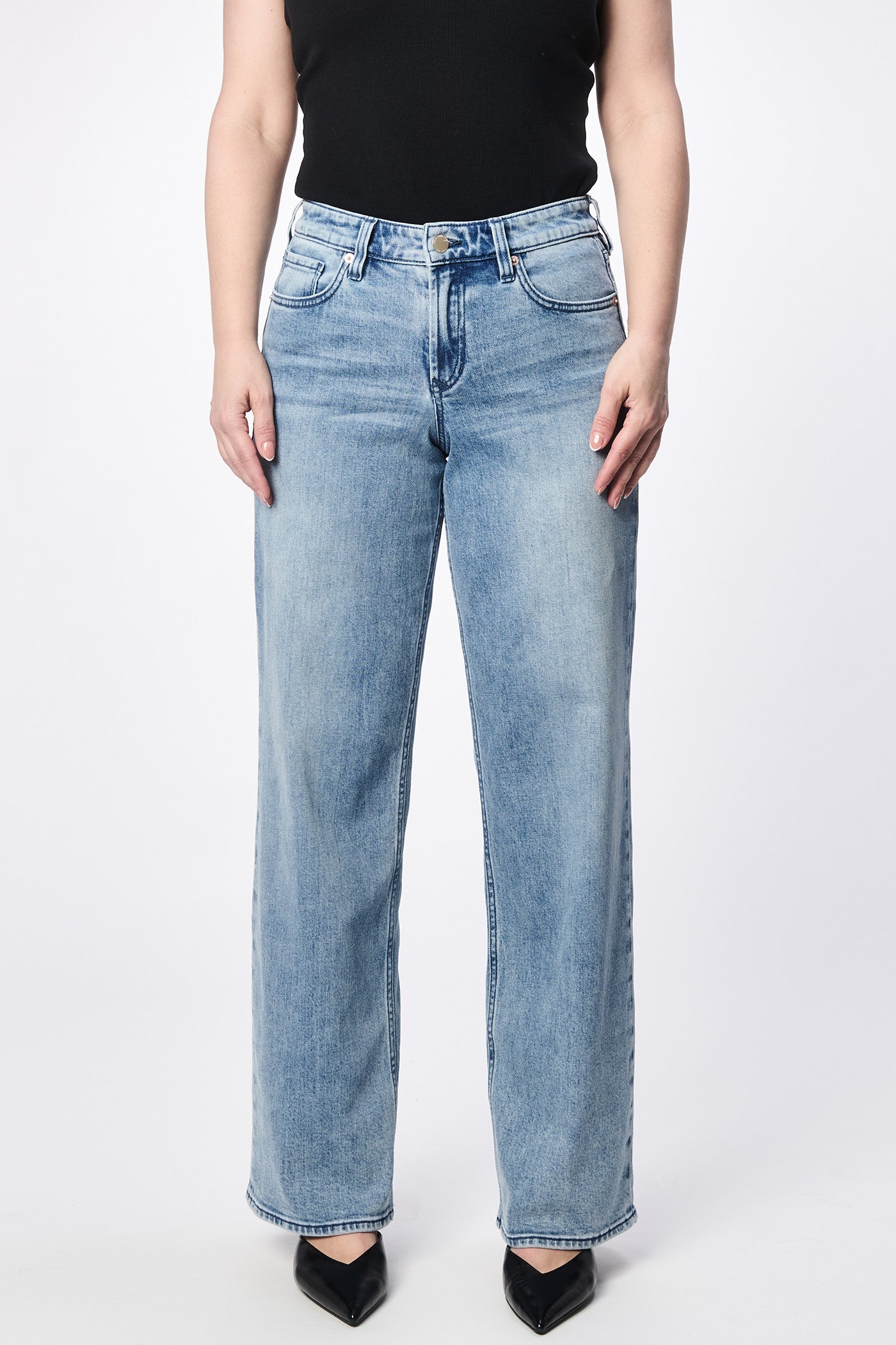 Taylor Straight Leg Jean Plein Air