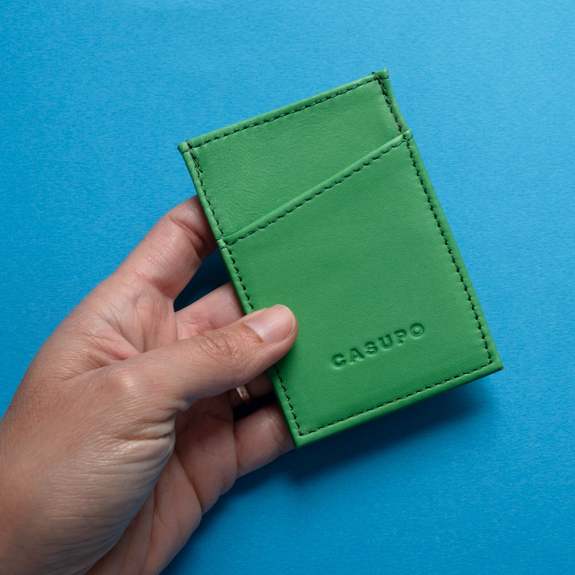 Minimalist Wallet With RFID Protection - Green