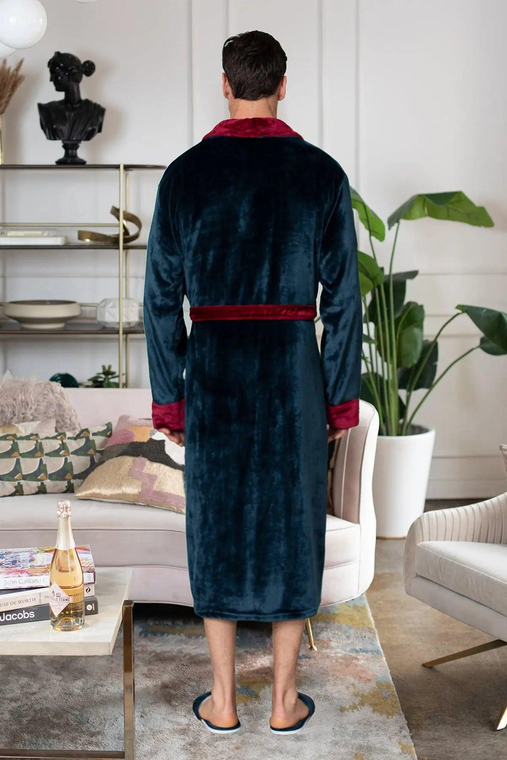 Cozy Mens Plush Robes – Built for Comfort, Designed to Last