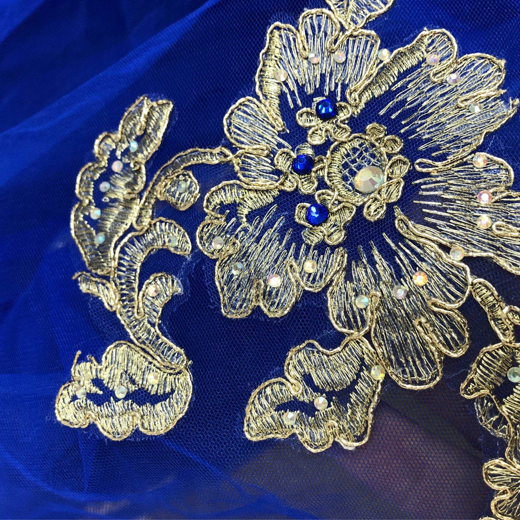 (LIVE 29) Fine gowns, 3D embroidery, weave dreamy tales.