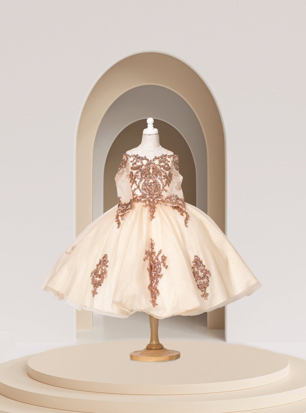 (K16) Beautiful Mini Quinceanera Matched with (Live 8)