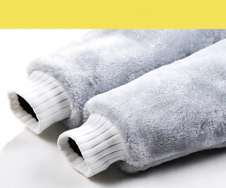 Men's Winter Sports Set: Stylish, Warm 2-Piece Ensemble for Outdoor Adventures