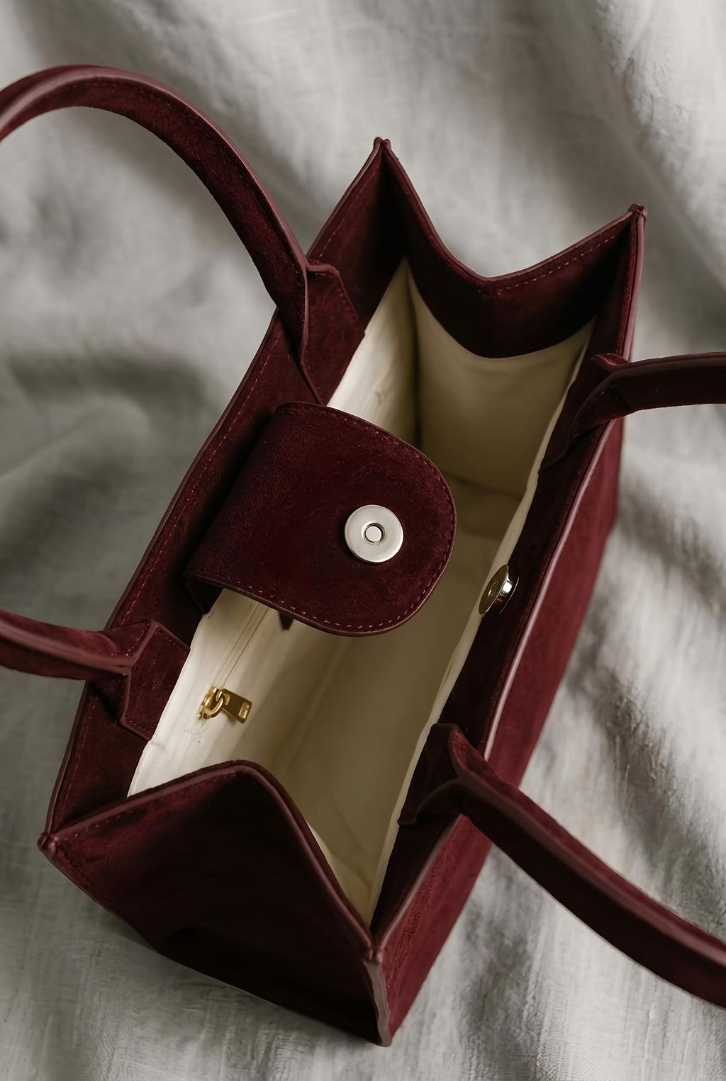 THE PHOENIX Not just a handbag. A statement. Lumière Lane Limited Edition Signature Tote